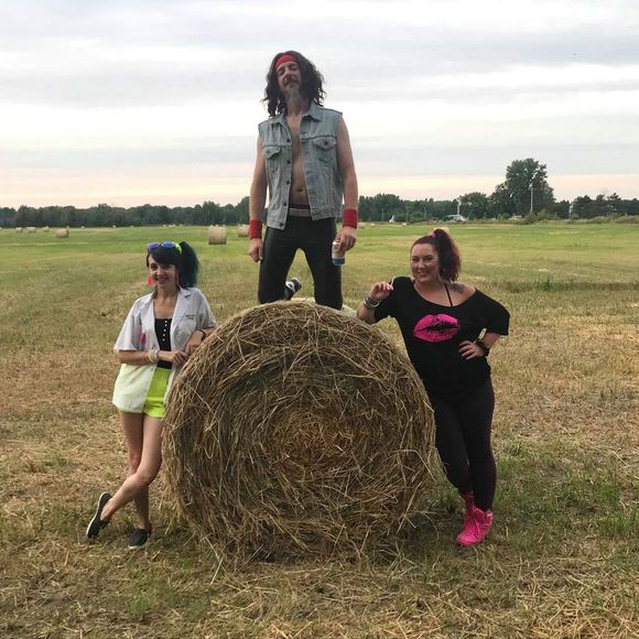 Meet your Posher, Tammy - Picture 1 of 1